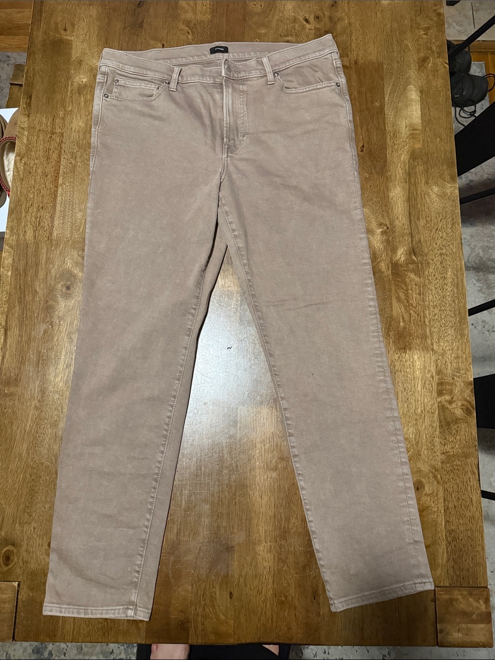 Express Slim Jeans in Dusty Pink